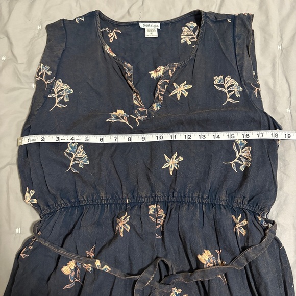 Nostalgia Women’s Mini Dress Size Medium Blue Floral 100% Rayon Sleeveless - Picture 7 of 8